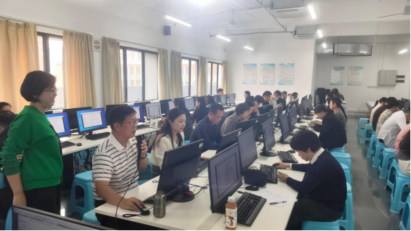 “AIGC赋能，开启智能办公新时代”专题培训（第一批）圆满举办492.png
