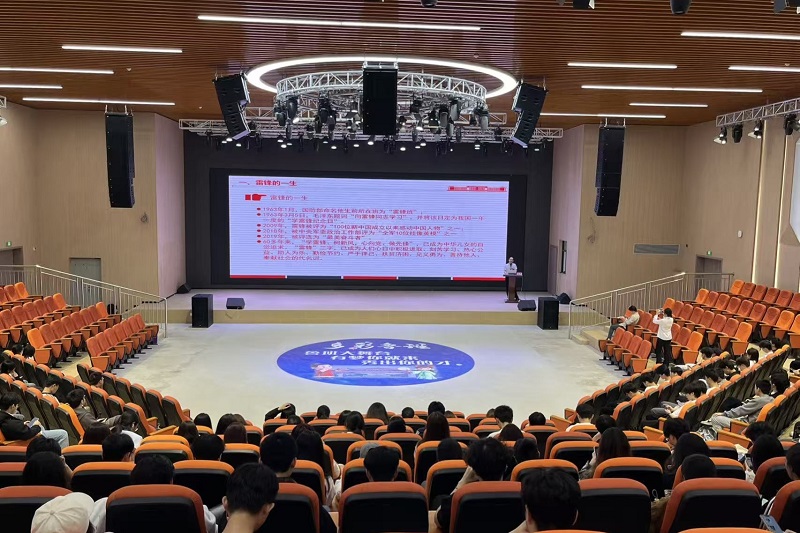 土木学院党总支书记“思政第一课”现场2.jpg