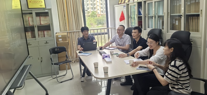 会议交流现场.jpg